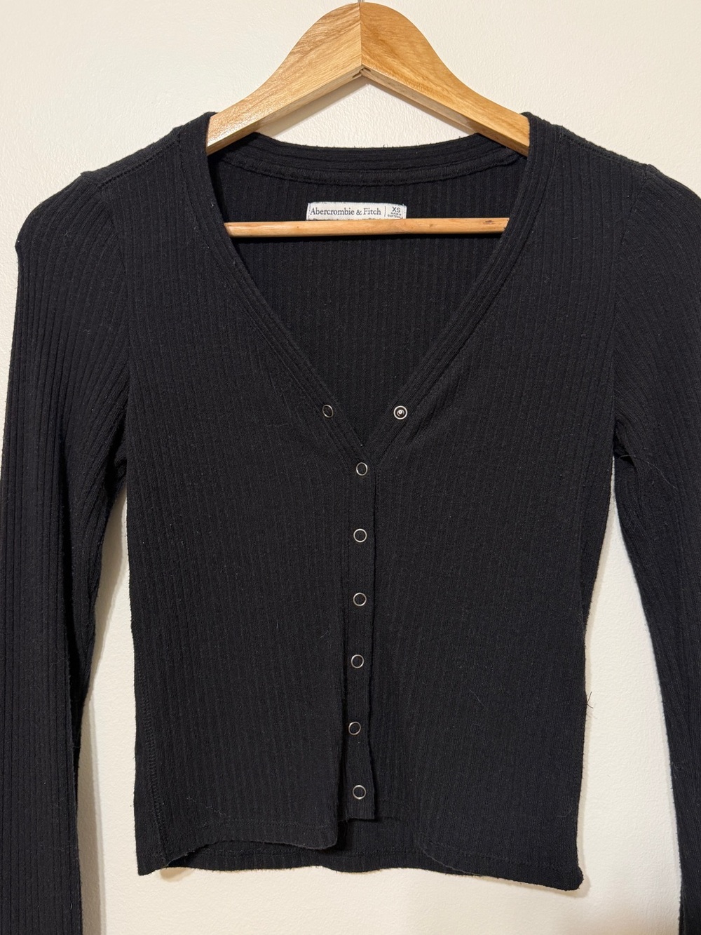 Abercrombie & Fitch Ribbed Button Up Cardigan Top Sweater Black Small - Picture 4 of 7